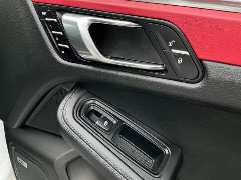 2018 Porsche Macan S