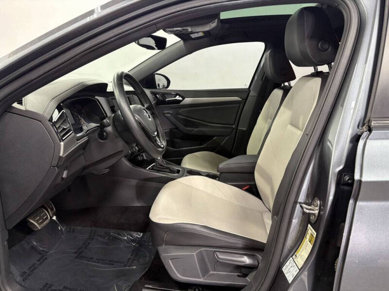 2019 Volkswagen Jetta R-Line