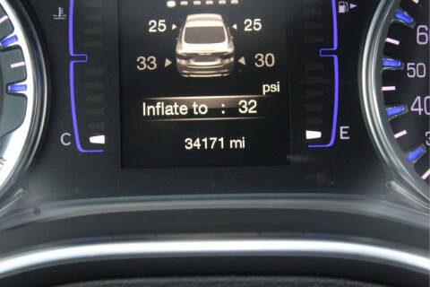 2017 Chrysler 200 Limited