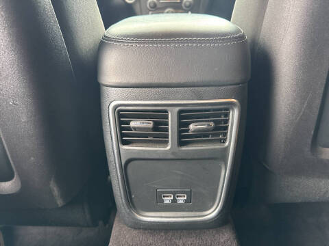 2016 Dodge Charger SE