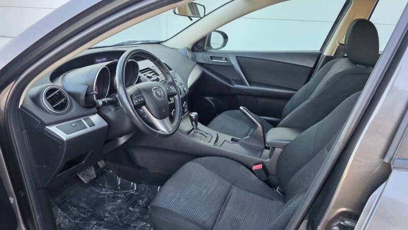 2013 Mazda MAZDA3 i Touring
