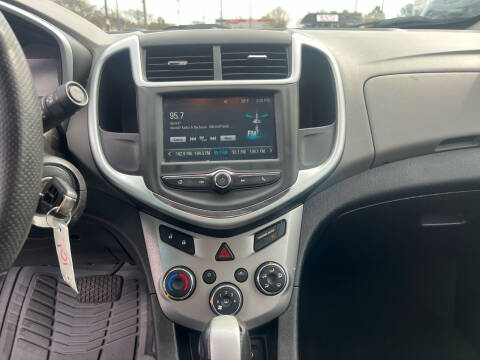 2017 Chevrolet Sonic LT Auto