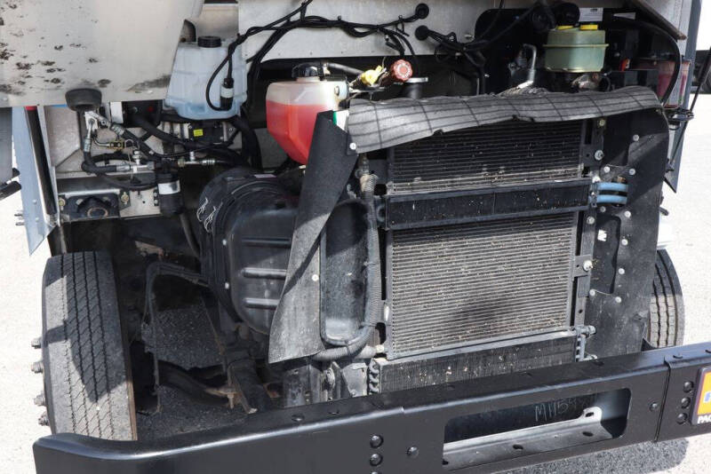 2020 Freightliner MT45 Chassis