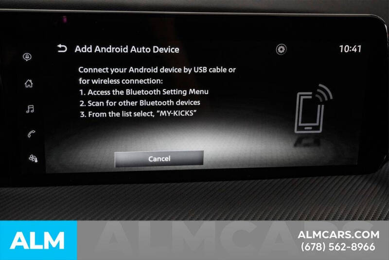 2025 Nissan Kicks SR