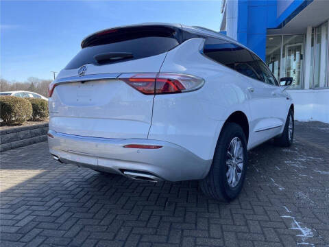 2023 Buick Enclave Essence