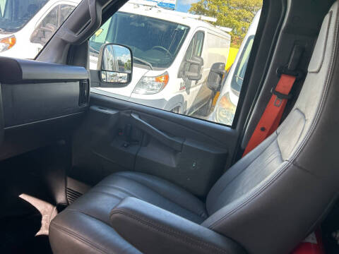 2018 Chevrolet Express 2500