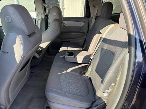 2017 Chevrolet Traverse LS