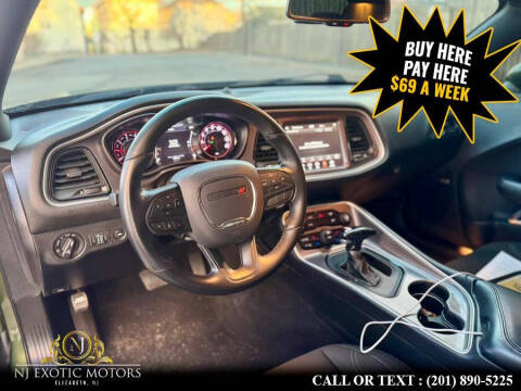 2020 Dodge Challenger SXT