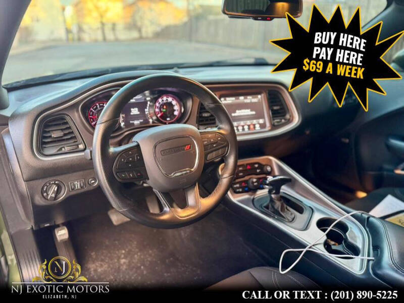 2020 Dodge Challenger SXT