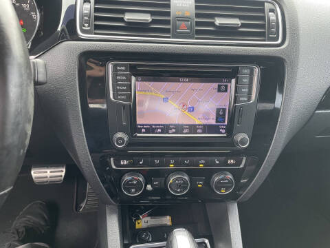 2017 Volkswagen Jetta 2.0T GLI