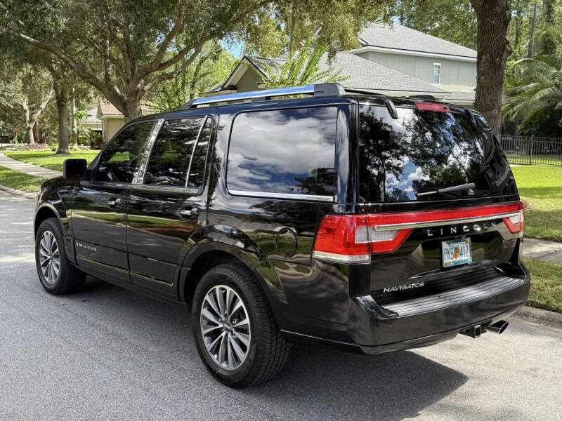 2017 Lincoln Navigator Select