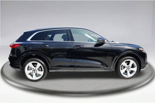 2025 Audi Q5 quattro Premium Plus TFSI