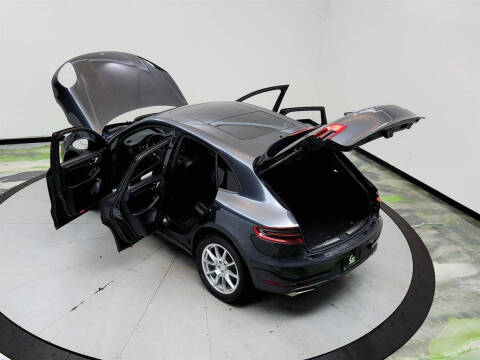 2017 Porsche Macan