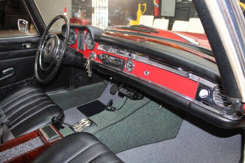 1969 Mercedes-Benz 280-Class