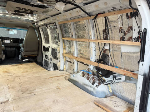 2016 GMC Savana 2500