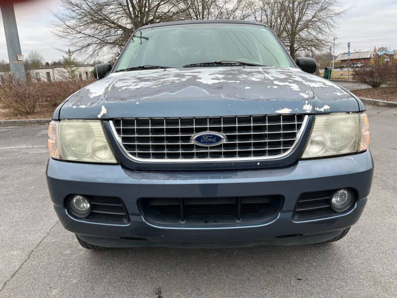 2004 Ford Explorer XLT
