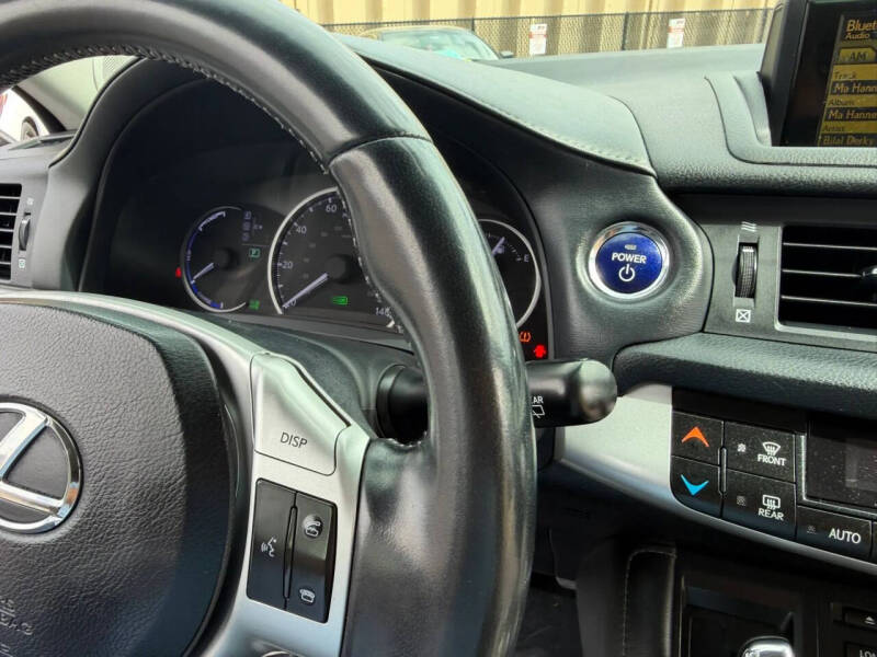 2012 Lexus CT 200h