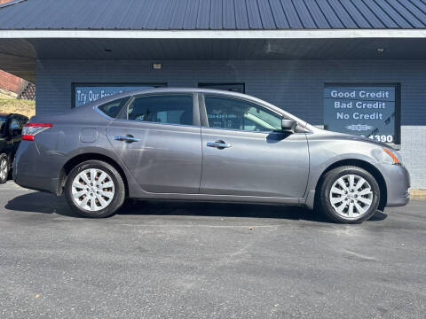 2015 Nissan Sentra for sale at Auto Credit Connection LLC in Uniontown PA