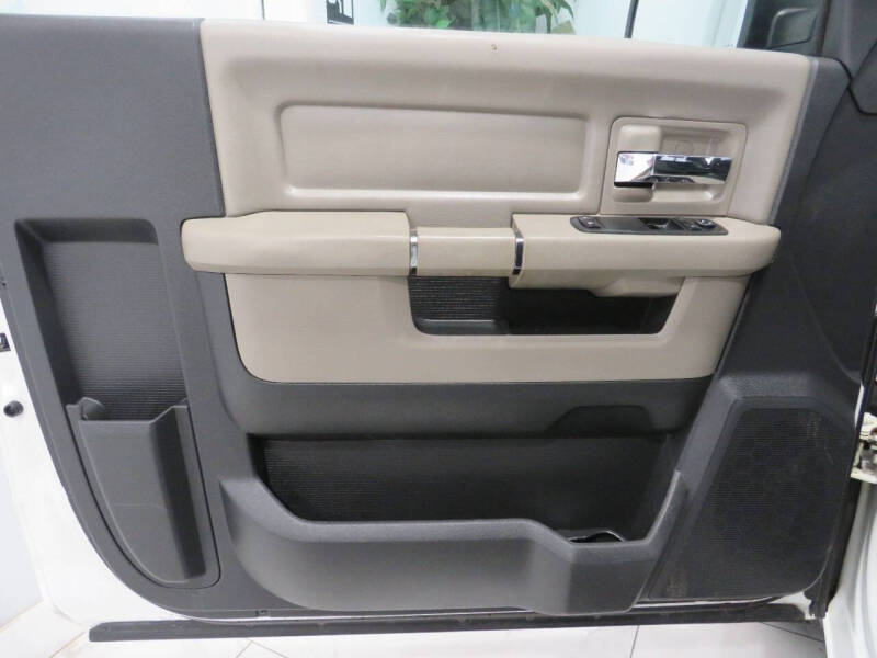 2012 RAM 1500 SLT