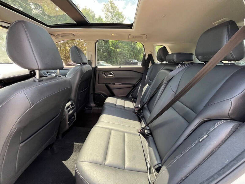 2021 Nissan Rogue SL