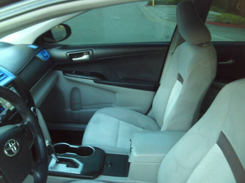 2012 Toyota Camry LE