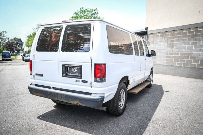 2010 Ford E-Series E-250