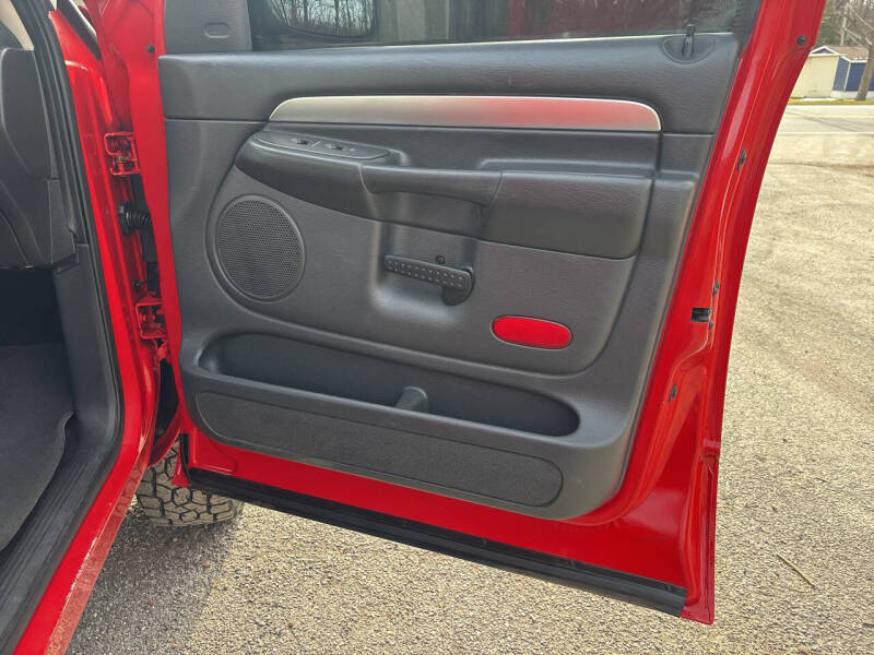 2005 Dodge Ram 2500 SLT