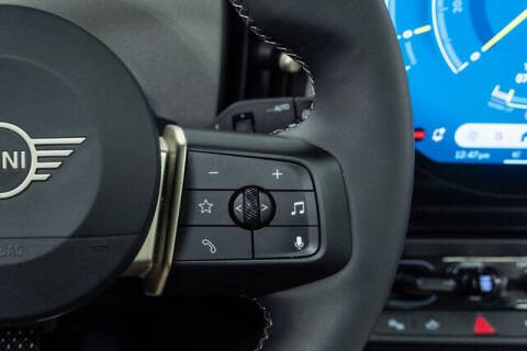 2025 MINI Hardtop 2 Door Cooper S Signature Trim