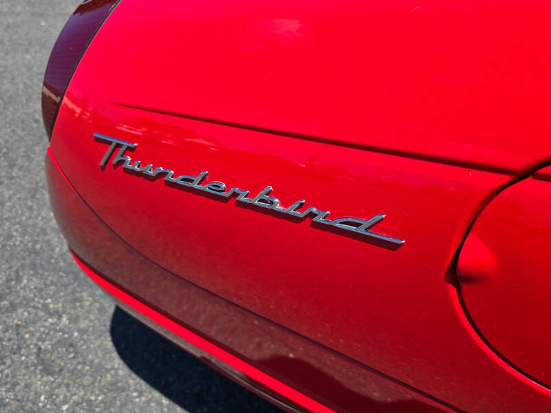 2002 Ford Thunderbird Deluxe
