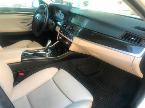 2012 BMW 5 Series 535i