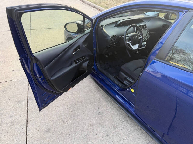 2017 Toyota Prius Three