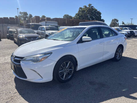 2017 Toyota Camry SE