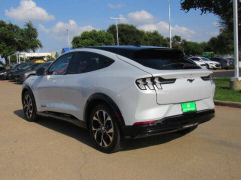 2023 Ford Mustang Mach-E Premium