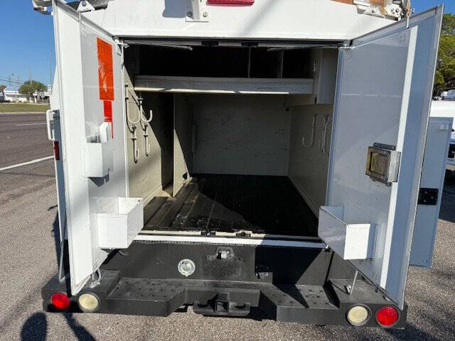 2012 Chevrolet Silverado 3500HD CC