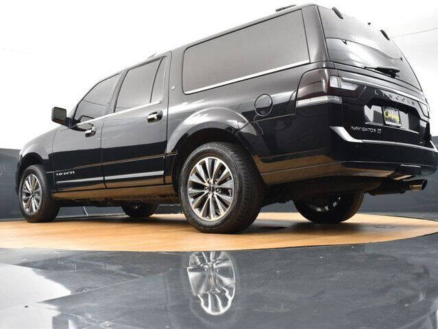 2017 Lincoln Navigator L Select