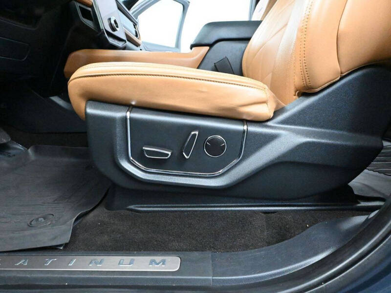 2023 Ford Expedition Platinum