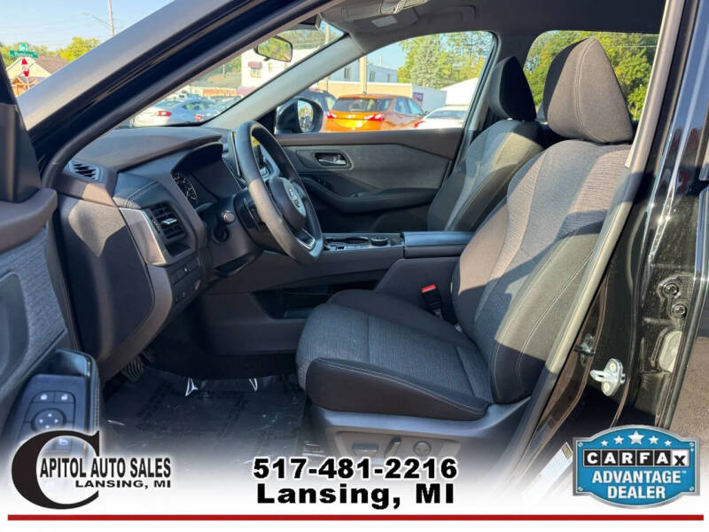 2023 Nissan Rogue SV