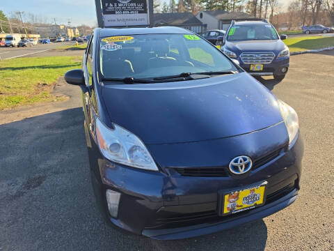 2012 Toyota Prius Two