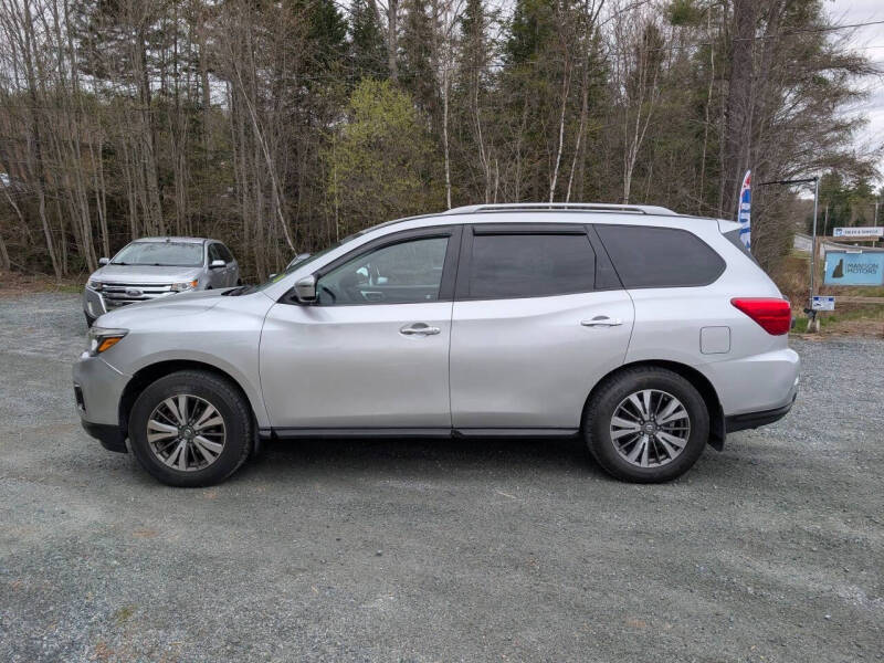 2017 Nissan Pathfinder S