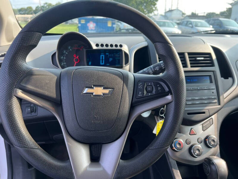 2016 Chevrolet Sonic LS Auto