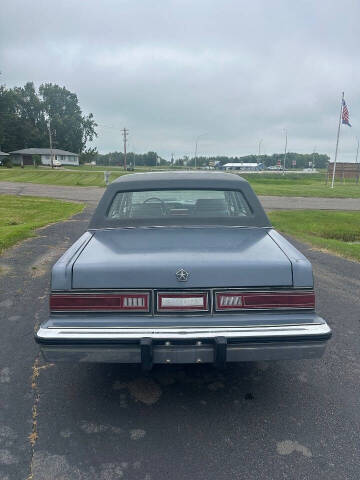 1987 Chrysler Fifth Avenue