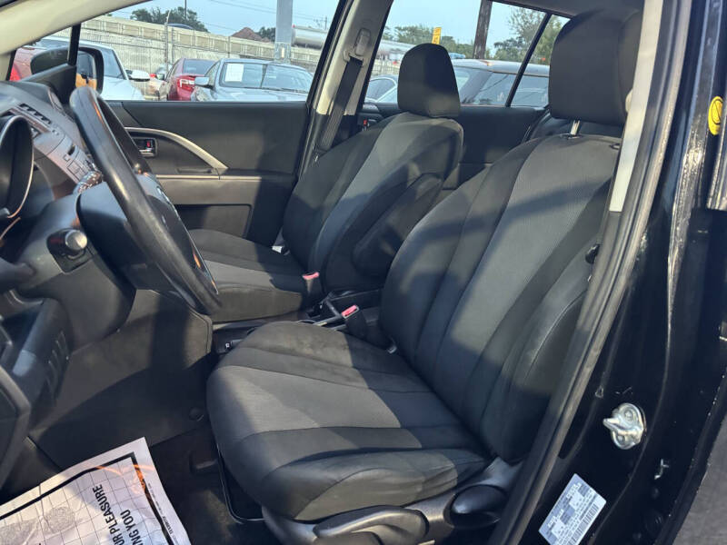 2013 Mazda MAZDA5 Sport