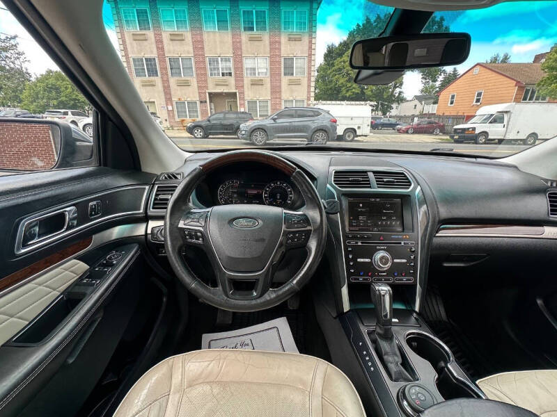 2016 Ford Explorer Platinum