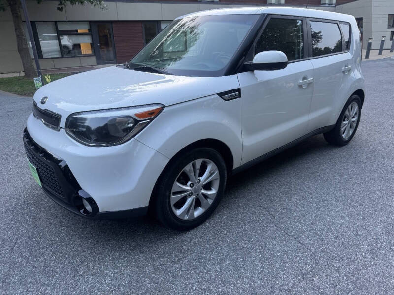 2016 Kia Soul +