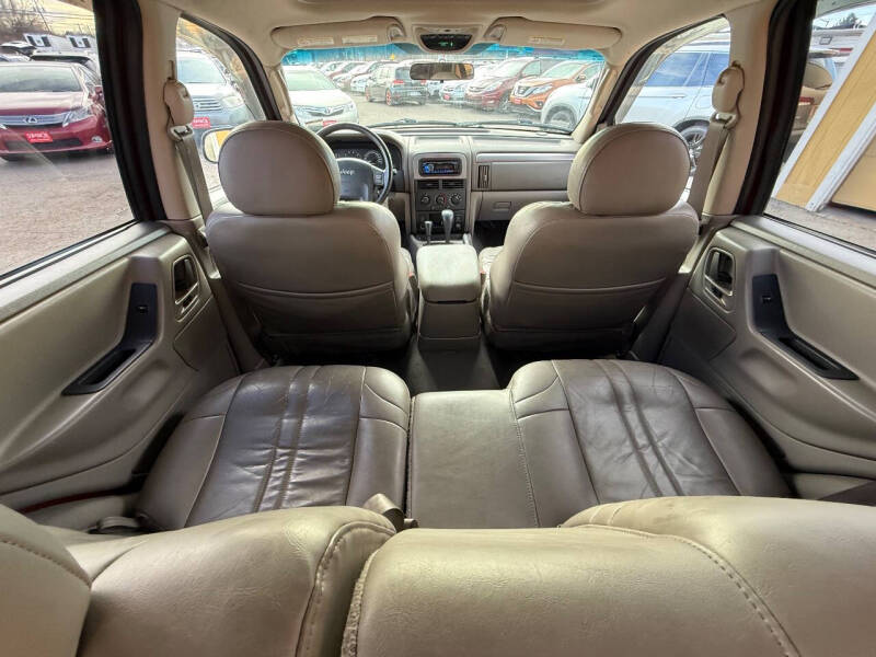 2003 Jeep Grand Cherokee Laredo