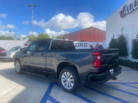 2022 Chevrolet Silverado 1500 Limited Custom