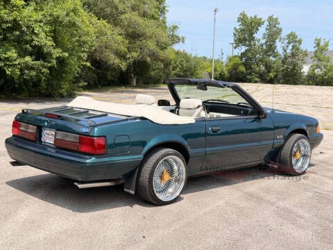 1990 Ford Mustang