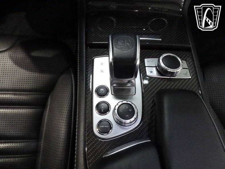 2015 Mercedes-Benz SL-Class SL 63 AMG