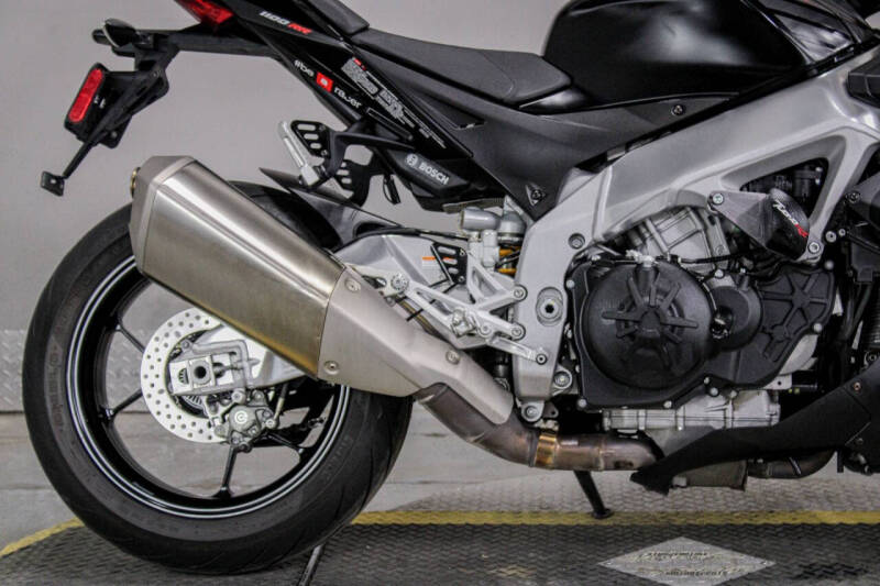 2020 Aprilia Tuono V4 1100
