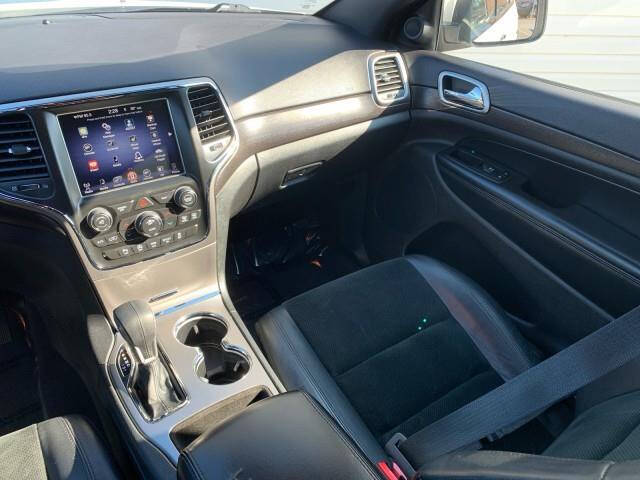 2017 Jeep Grand Cherokee Laredo